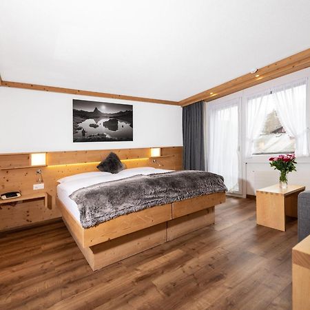 Hotel Matterhornblick Zermatt Exterior foto